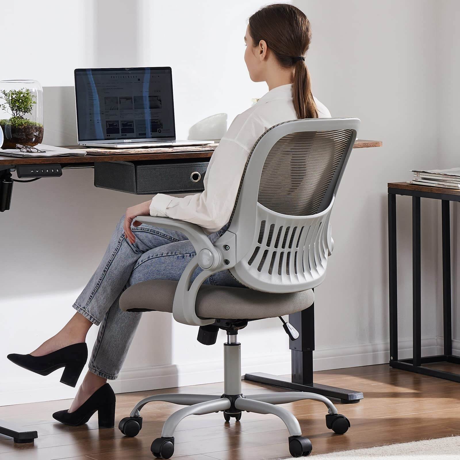mesh-office-chairs#Color_Gray#Quantity_1 Chair